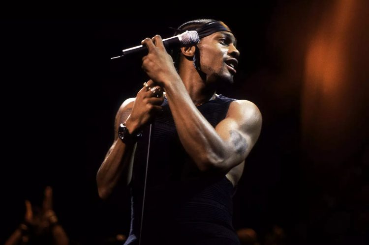 10 Best D’Angelo Songs of All Time - Singersroom.com