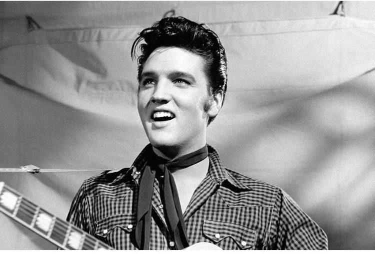 10 Best Elvis Presley Songs of All Time - Singersroom.com