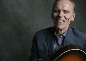10 Best John Hiatt Songs of All Time