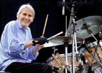 10 Best Levon Helm Songs of All Time