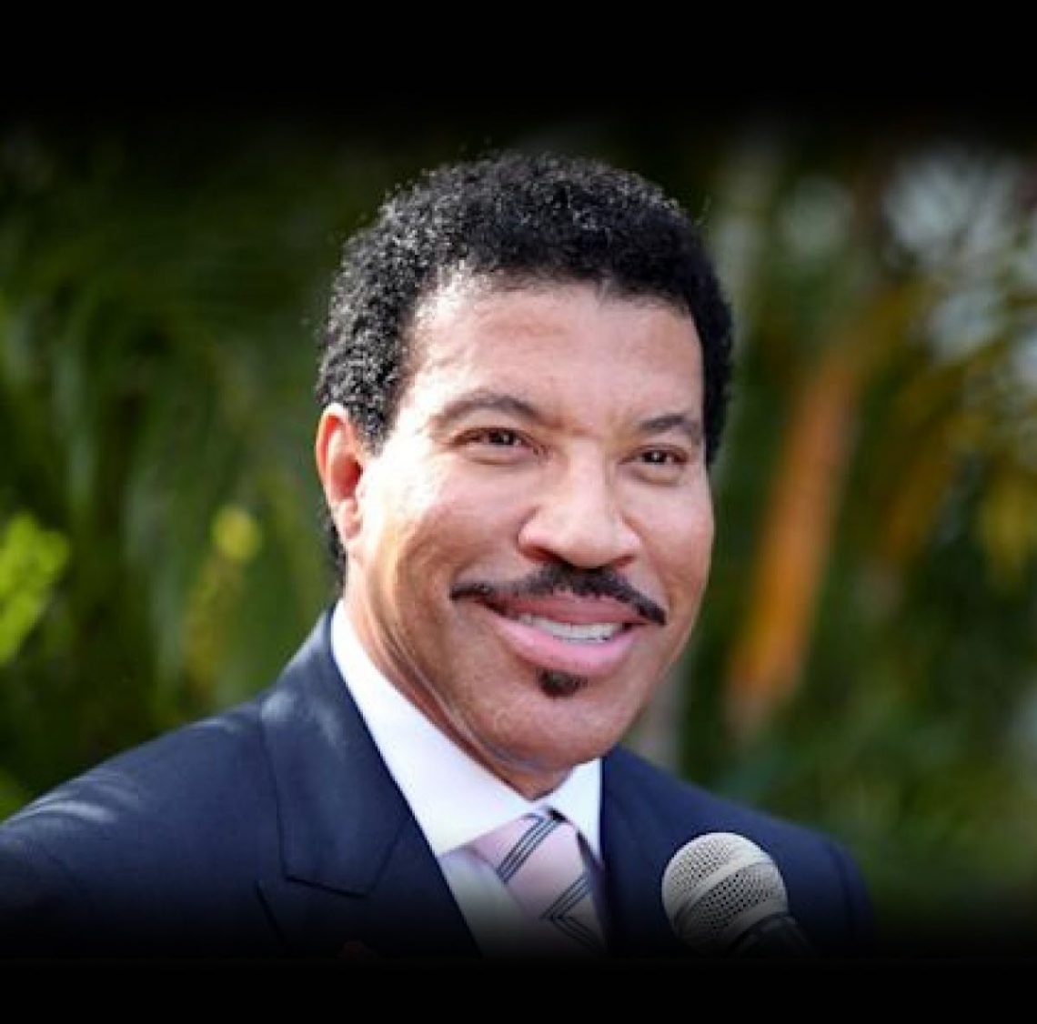 10 Best Lionel Richie Songs of All Time