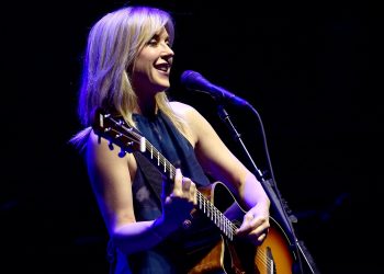 10 Best Liz Phair Songs of All Time