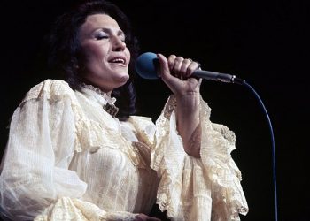 10 Best Loretta Lynn Songs of All Time
