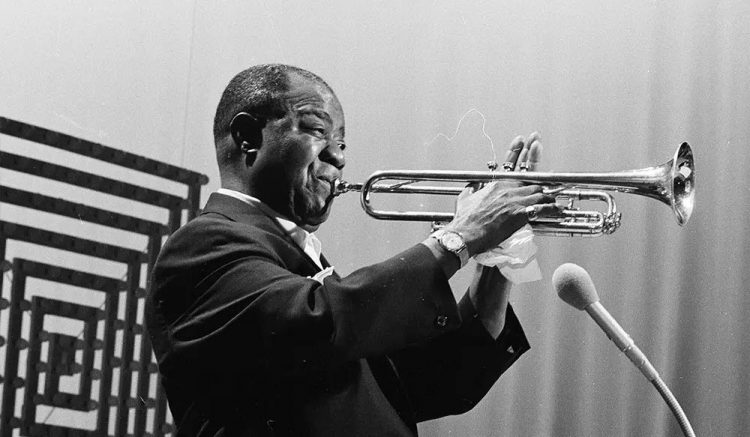 10 Best Louis Armstrong Songs of All Time