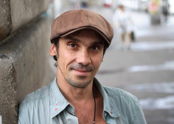 10 Best Manu Chao Songs of All Time