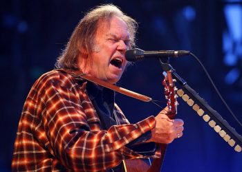 10 Best Neil Young Songs of All Time
