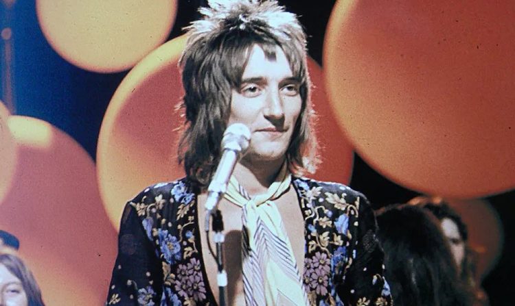 10 Best Rod Stewart Songs of All Time - Singersroom.com