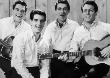 10 Best The Four Seasons Songs of All Time