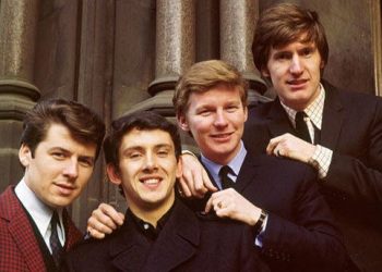 10 Best The Searchers Songs of All Time