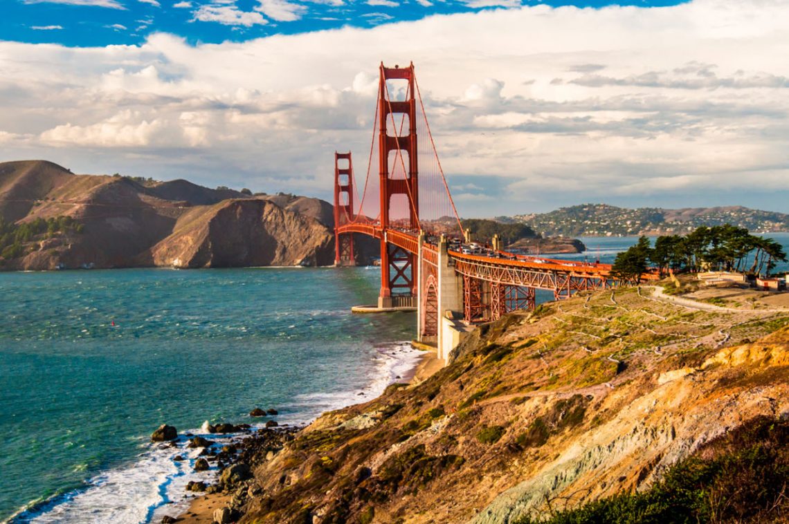 20 Famous Singers from California