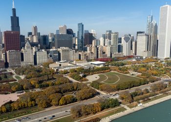 10 Best Chicago Guitar Lessons, Teachers & Classes