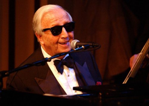 20 Famous Blind Musicians - Singersroom.com