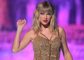 20 Famous Female Singers