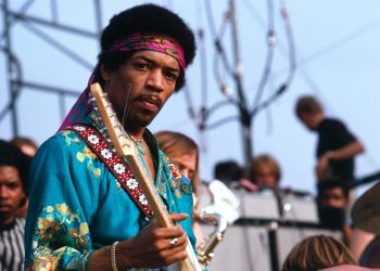 20 Famous Musicians Who Died at 27