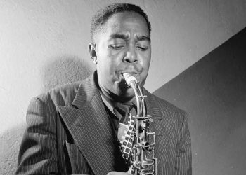 20 Famous Saxophone Players