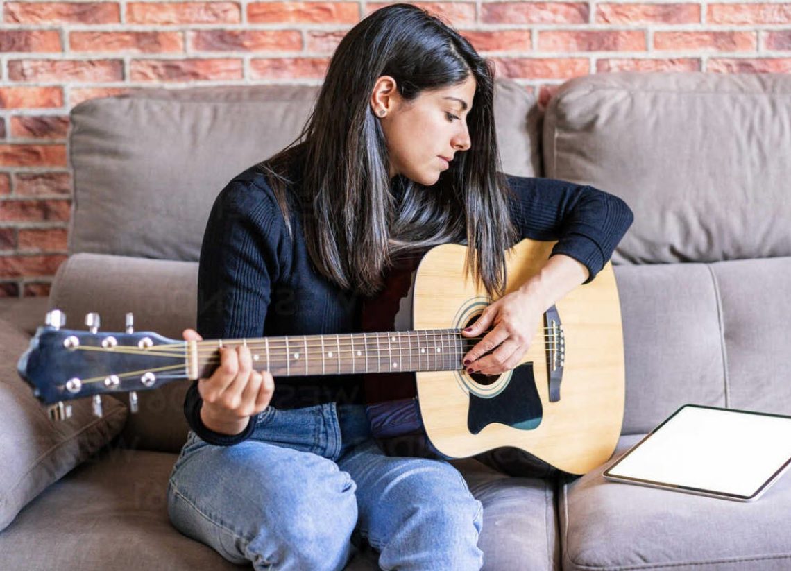 Best Guitar Lessons & Teachers Near Me