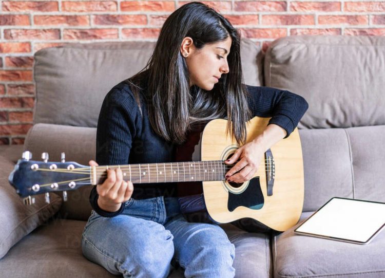 Best Guitar Lessons & Teachers Near Me