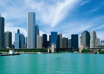 20 Famous Singers from Illinois