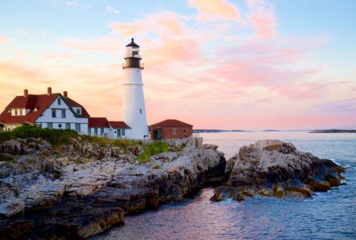 10 Famous Singers from Maine - Singersroom.com