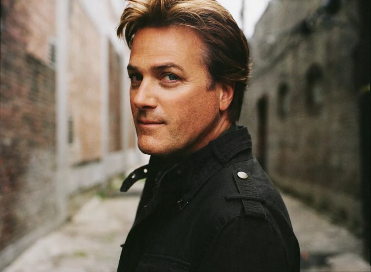 10 Best Michael W. Smith Songs of All Times