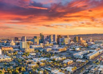 10 Best Phoenix Guitar Lessons, Teachers & Classes