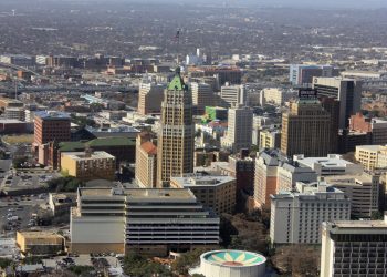 10 Best San Antonio Guitar Lessons, Teachers & Classes