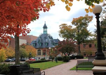 10 Best Songs about Tennessee