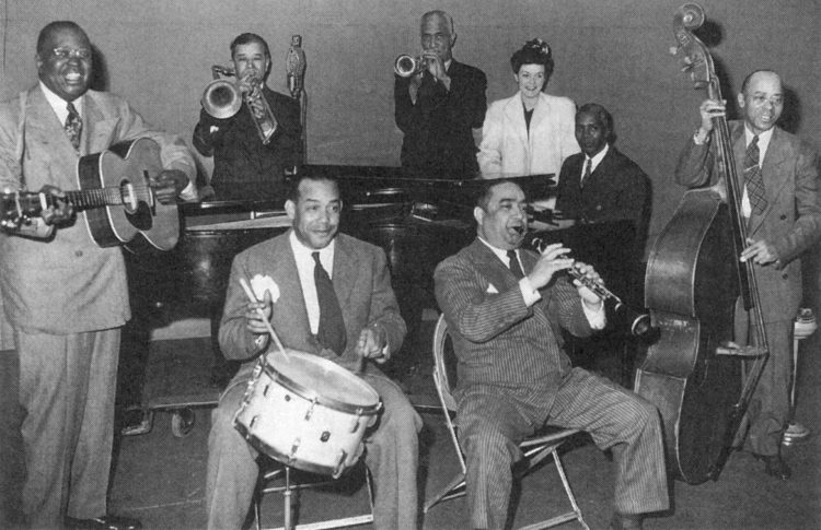 100 Greatest Songs from 1944