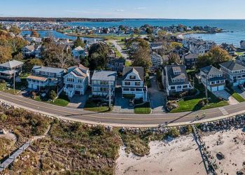 10 Best Songs about Connecticut