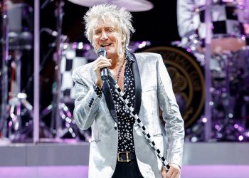 10 Best Rod Stewart Songs of All Time