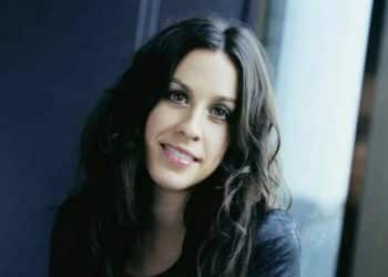 10 Best Alanis Morissette Songs of All Time