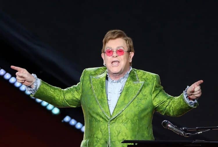 10 Best Elton John Songs Of All Time - Singersroom.com