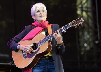 10 Best Joan Baez Songs of All Time