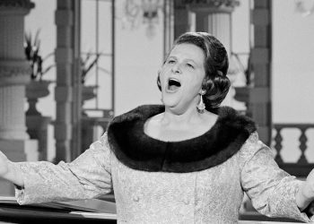 10 Best Kate Smith Songs of All Time