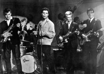 10 Best The Shadows Songs of All Time