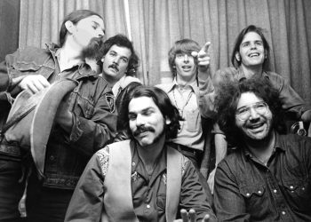 10 Best Grateful Dead Songs of All Time