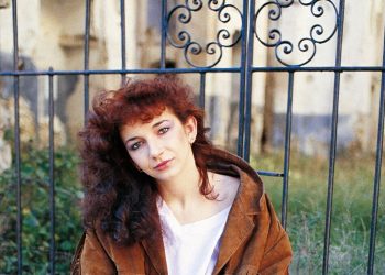 10 Best Kate Bush Songs of All Time