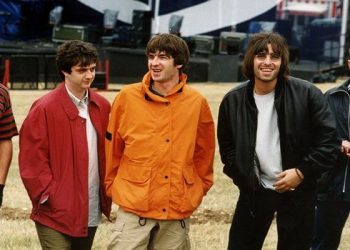 10 Best Oasis Songs of All Time