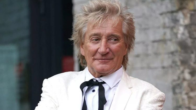 10 Best Rod Stewart Songs of All Time - Singersroom.com