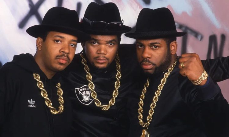 10 Best Run DMC Songs of All Time - Singersroom.com