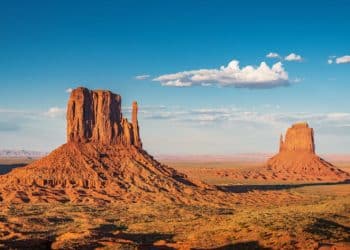 10 Famous Singers from Arizona