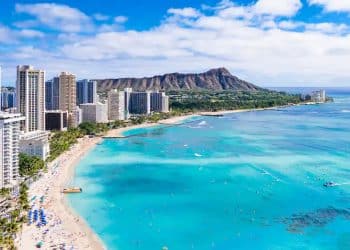 10 Famous Singers from Hawaii