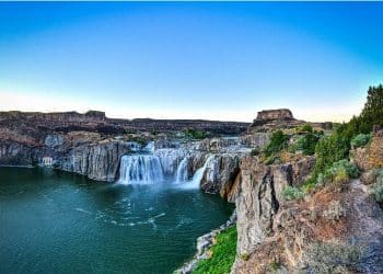 10 Famous Singers from Idaho