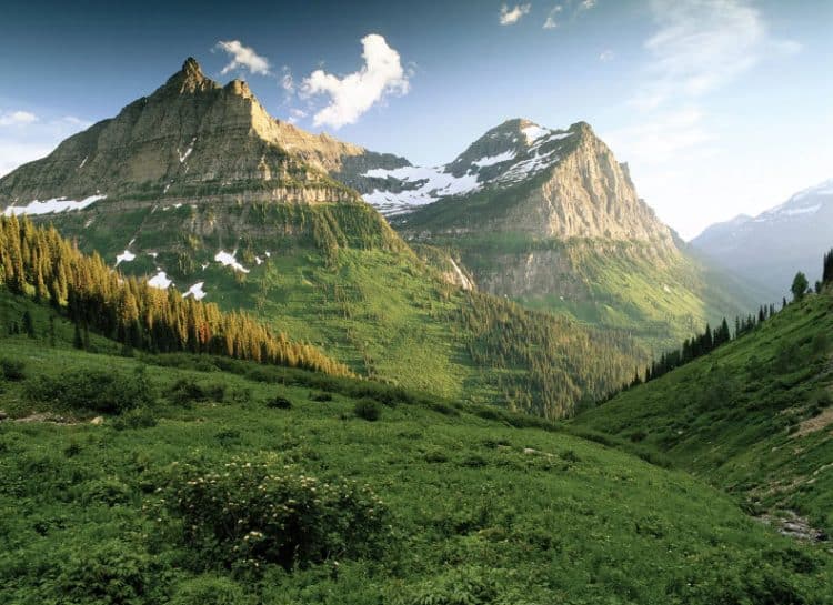 10 Famous Singers from Montana