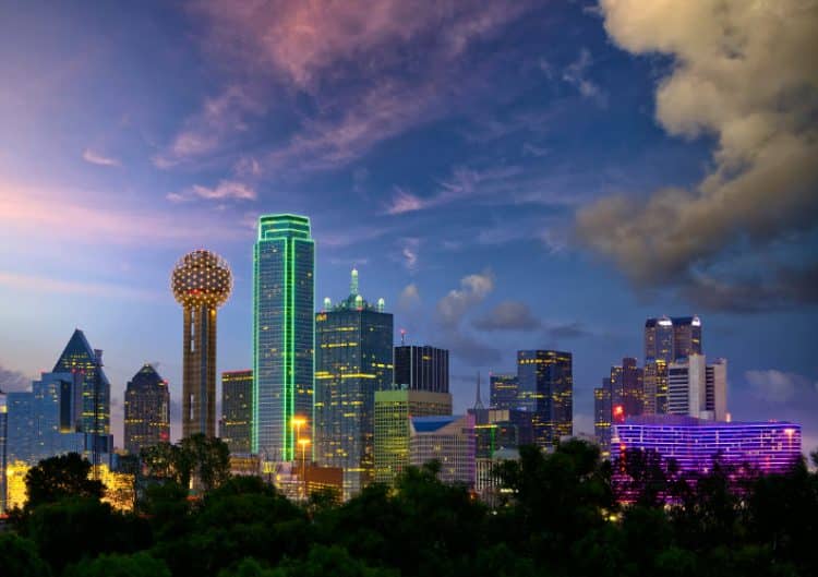 10 Famous Singers from Texas