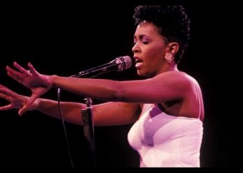 10 Best Anita Baker Songs of All Time