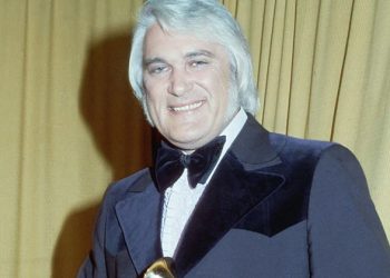 10 Best Charlie Rich Songs of All Time