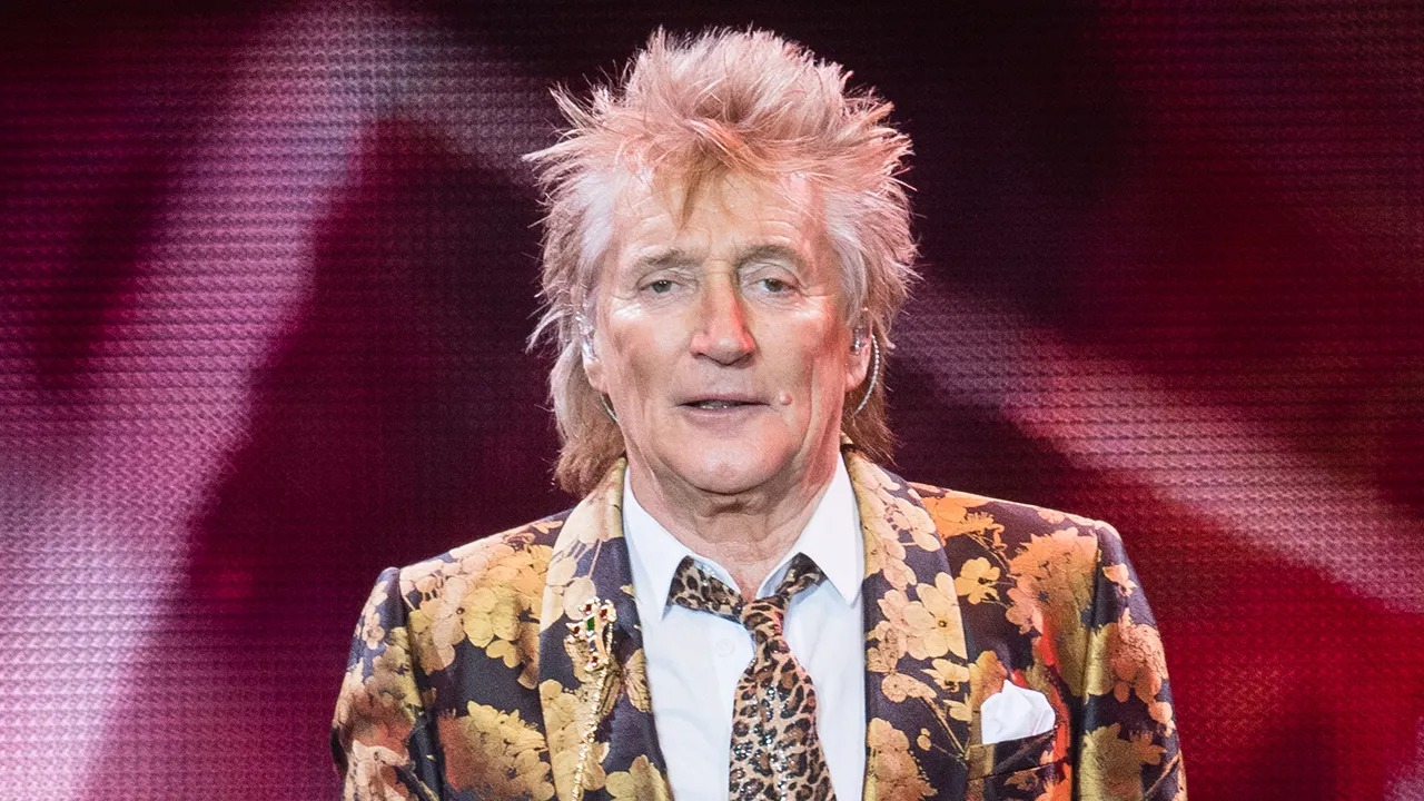 10 Best Rod Stewart Songs of All Time - Singersroom.com