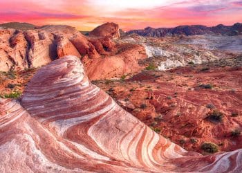 10 Famous Singers from Nevada