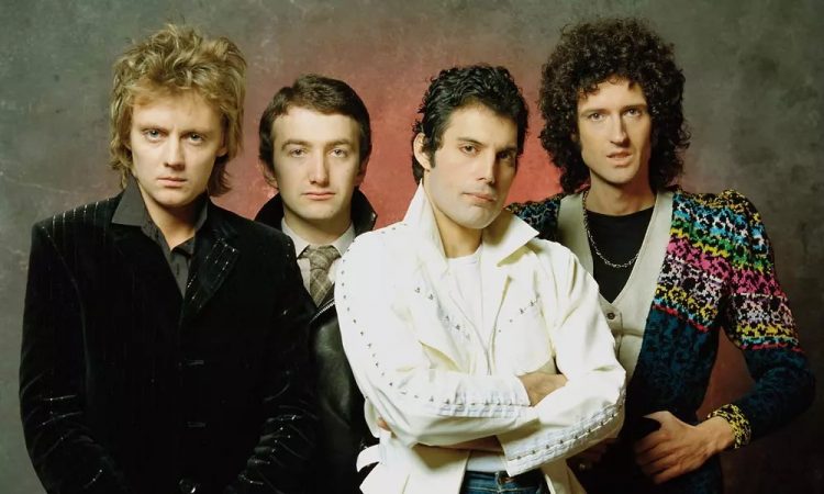 10 Best Queen Songs of All Time